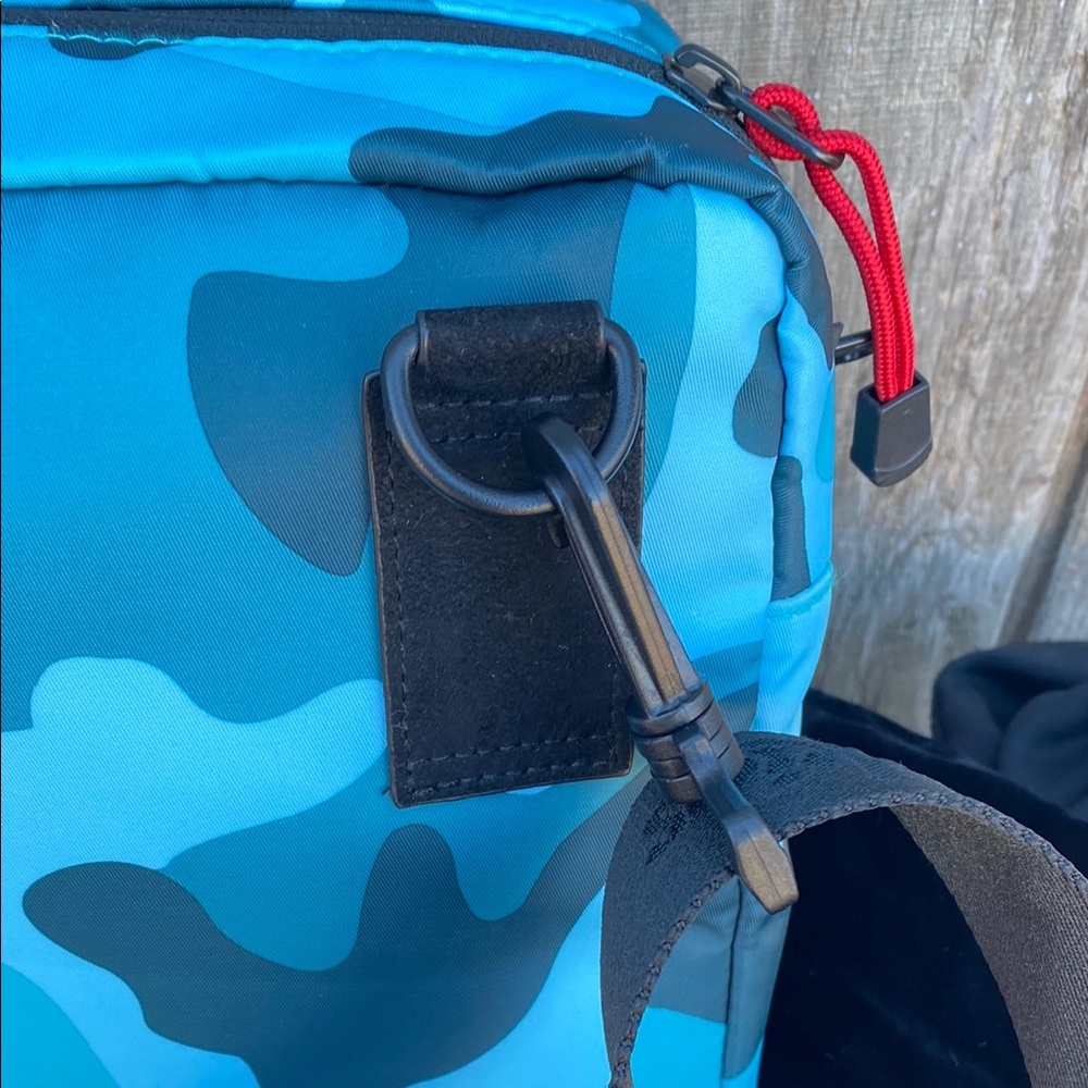 New Cookies Charter Shoulder Bag with Removable Phone Case 3 Pockets Smell Proof - Picture 4 of 13